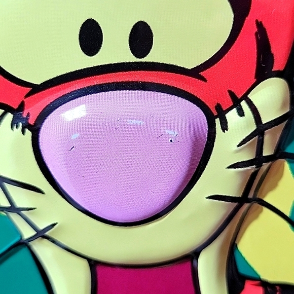 Tigger Vintage Lunch box /tote metal - Picture 3 of 11